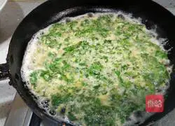 Illustration of how to make coriander and goose egg pancakes (winter solstice folk recipe) 5