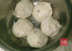 Illustration of making red date glutinous rice cake 4