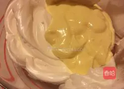 Illustration of how to make a cream cake 11