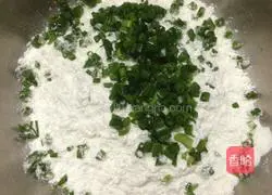 Illustration of how to make scallion pancakes 1