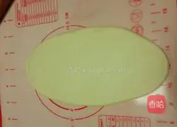 Illustration of how to make scallion pancakes 3