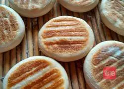 Illustration of how to make pancakes 8