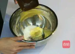 Westinghouse Illustration of how to make special milky jam shortbread 2