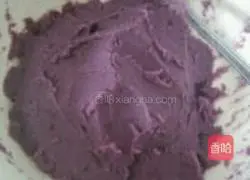 Purple Illustration of how to make potato red bean cake 3