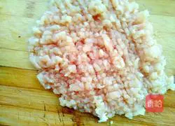 Illustration of how to make tomato chicken cake 3