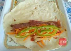 Illustration of how to make homemade burritos 17