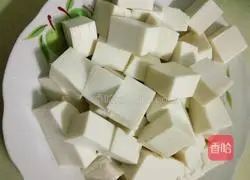 Illustration of how to make crucian carp stewed with tofu and stuffed with pancakes 4