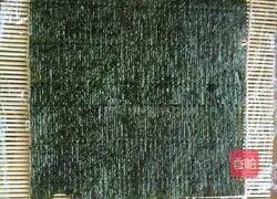 Illustration of how to make delicious homemade sushi 3