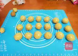 ❀⚘ Lotus Rong Egg ༵ Yellow Moon Cake Illustration 5