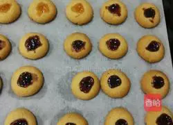 Milk Jam Shortbread Recipe Illustration 8