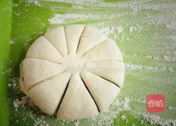 Illustration of how to make colorful plum blossom cakes 7