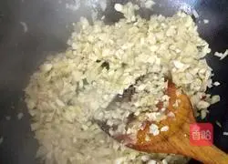 Potatoes and onions Illustration of how to make cakes 10