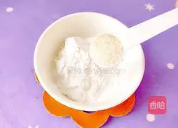 Illustration of how to make dragon fruit and mango pancakes 3