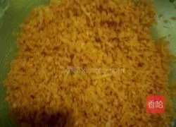 Illustration of how to make carrot and egg pancakes 1