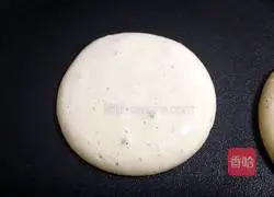 Illustration of how to make banana waffles 13