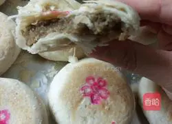 Illustration of how to make Kuaishou shortbread (mung bean filling) 18