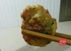 Illustration of how to make bean dregs cake 6