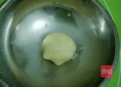 Illustration of making sesame pancakes stuffed with mushrooms and meat 6