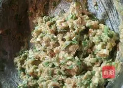 Illustration of how to make pot stickers 2