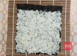 Illustration of how to make simple sushi at home 5