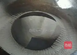 Illustration of making noodles and pancakes 5