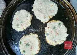 Illustration of how to make bean dregs cake 6