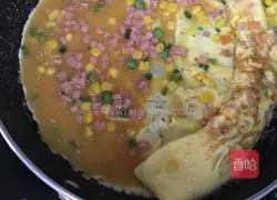 Illustration of how to make double omelet 11