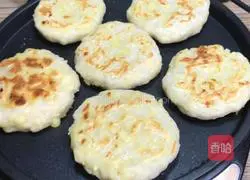 Cheese Apple Cake Recipe Illustration 7