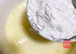 Illustration of how to make kiwi sago and banana soft cake 8