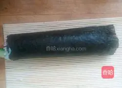 Illustration of making floss sushi 8