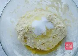 Illustration of how to make Italian thin crust pizza with homemade pizza sauce 3