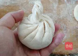 Illustration of how to make electric baking pan pies 14