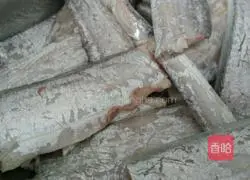 Illustration of how to grill hairtail in an electric pan 1