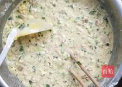 Illustration of how to make homemade pancakes 4