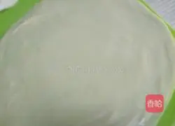 Illustration of how to make dumpling skin spring cakes 5