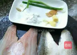 Illustration of how to make fish cakes 1