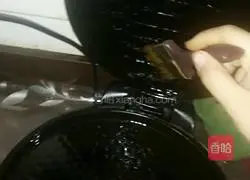 Illustration of how to make egg steamed buns 5