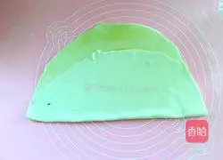 Illustration of how to make scallion pancakes 5