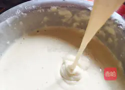 Illustration of how to make egg pancakes 3