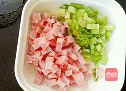 Illustration of how to make mini melon cakes 4