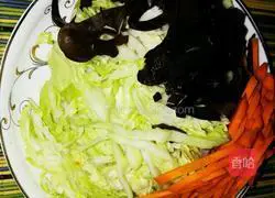 Illustration of how to make vegetarian fried pancakes 3