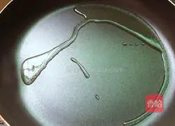 Illustration of how to make egg and carrot shredded cakes 2