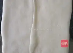 Illustration of how to make egg tart crust 6