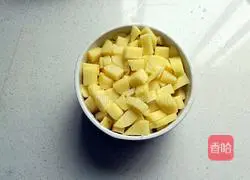 Illustration of how to make pastoral potato pancakes 3