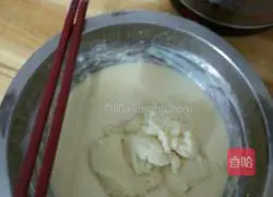 Illustration of how to make bean dregs and egg pancakes 2