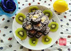 Illustration of how to make fruit sushi 10