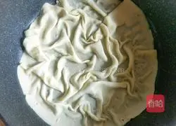 Illustration of how to make home-style sauce pancake 11