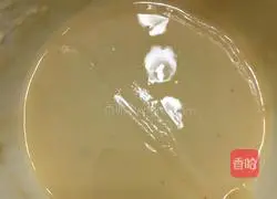 Illustration of how to make green onion crispy cake 4