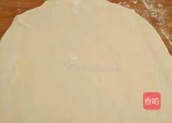 Illustration of how to make scallion pancakes 3