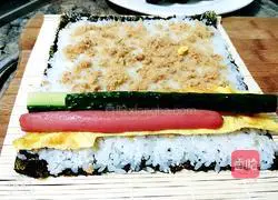 Simple sushi recipe illustration 7